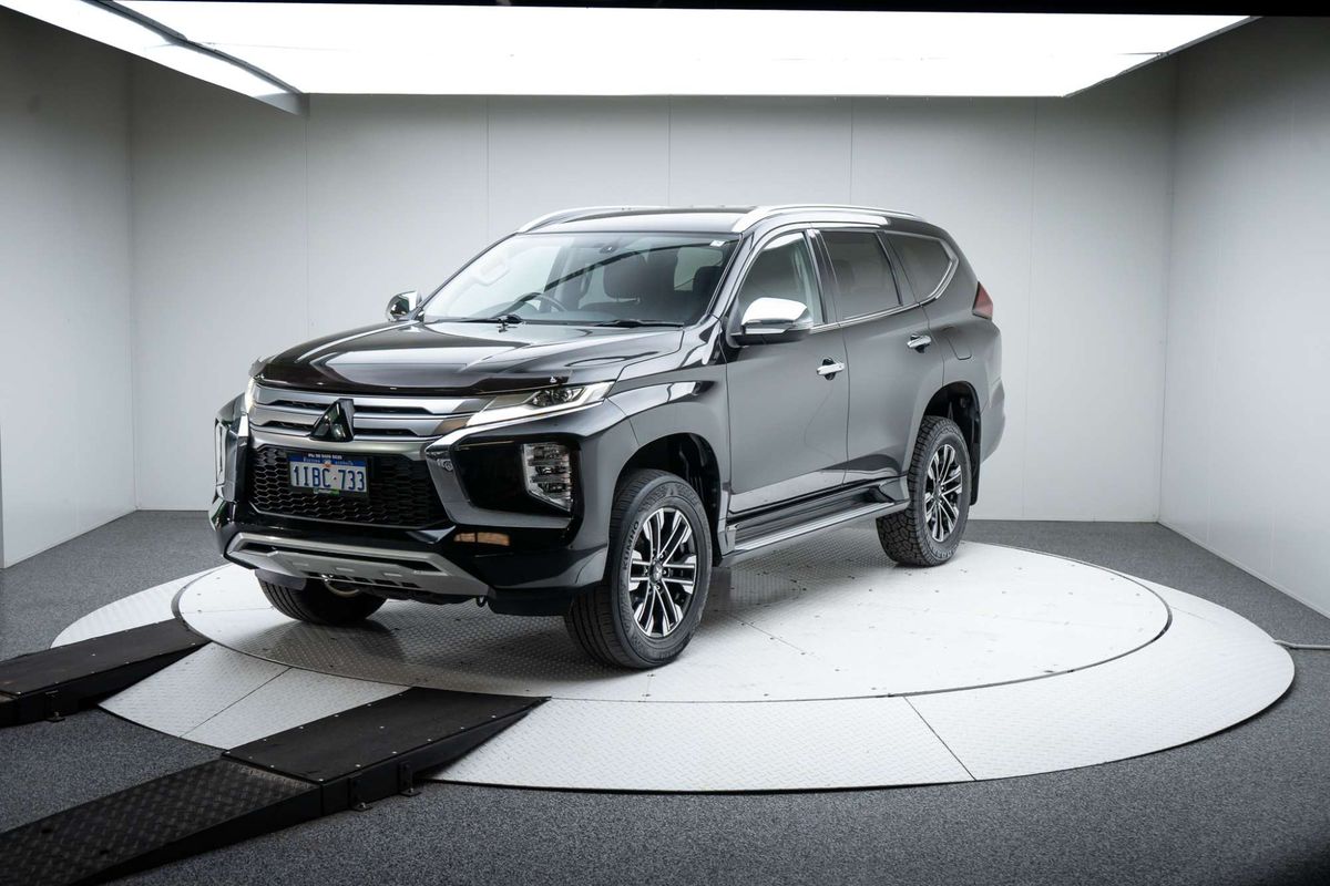 2021 Mitsubishi Pajero Sport GLS QF