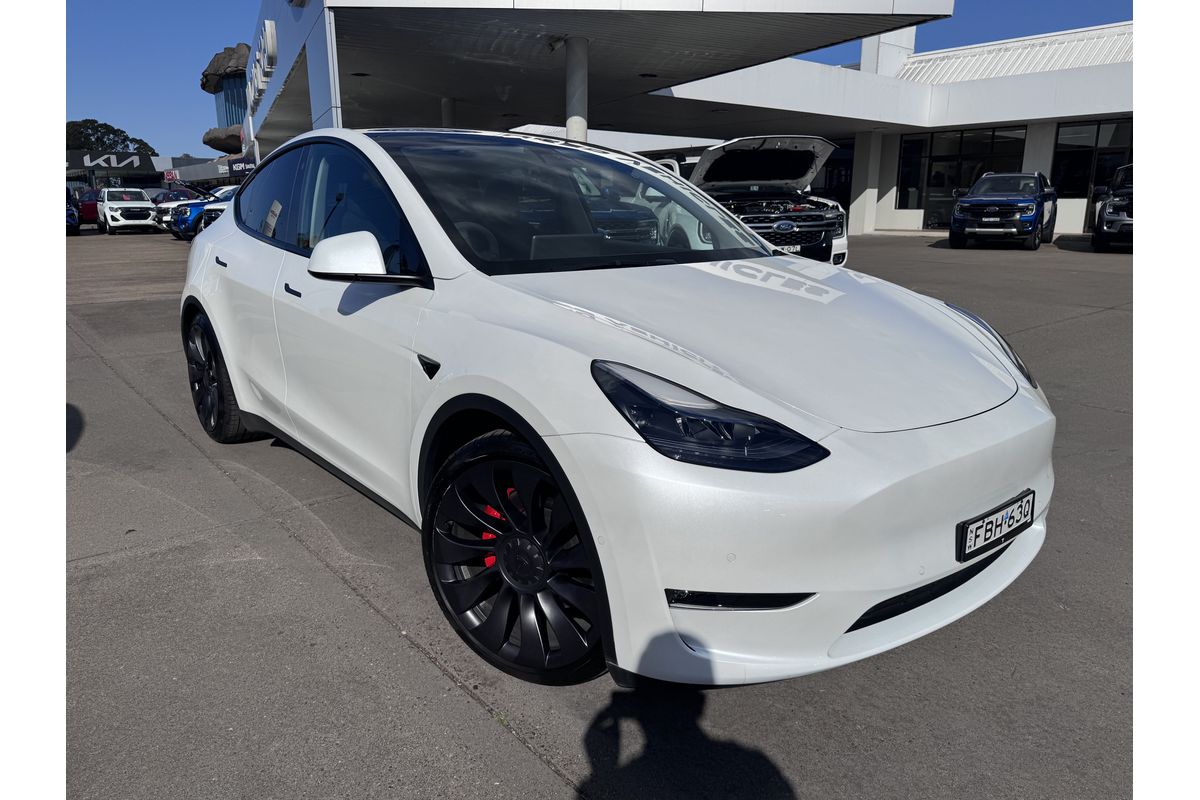 2023 Tesla Model Y Performance