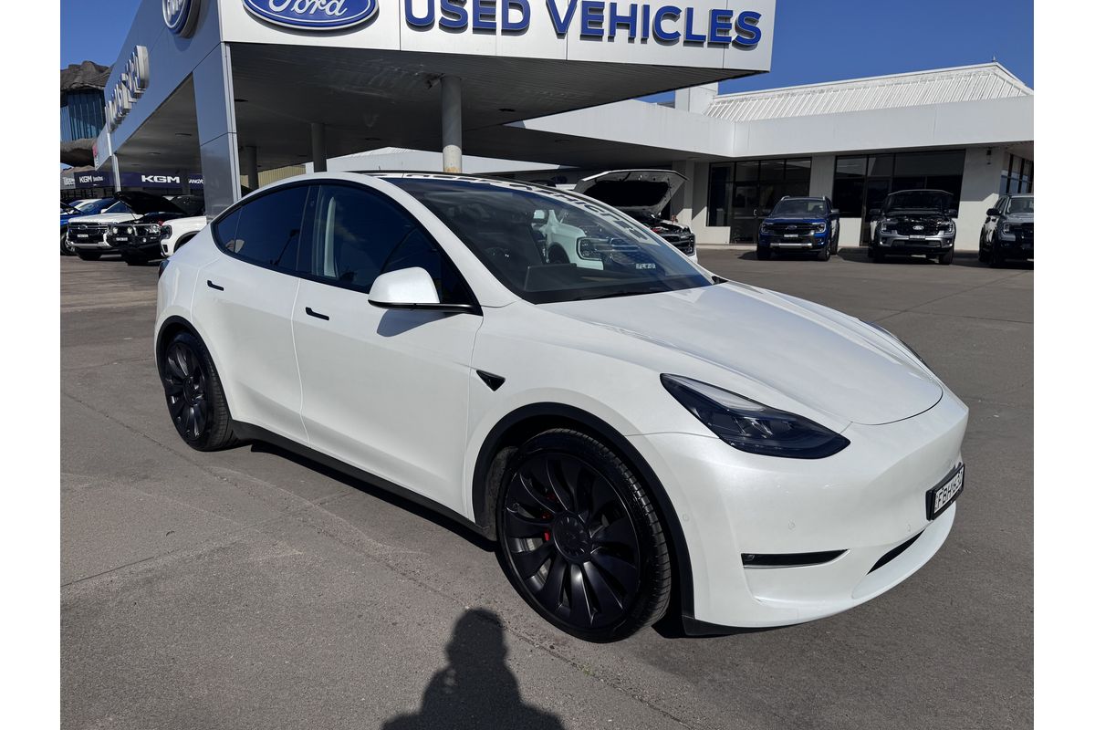 2023 Tesla Model Y Performance