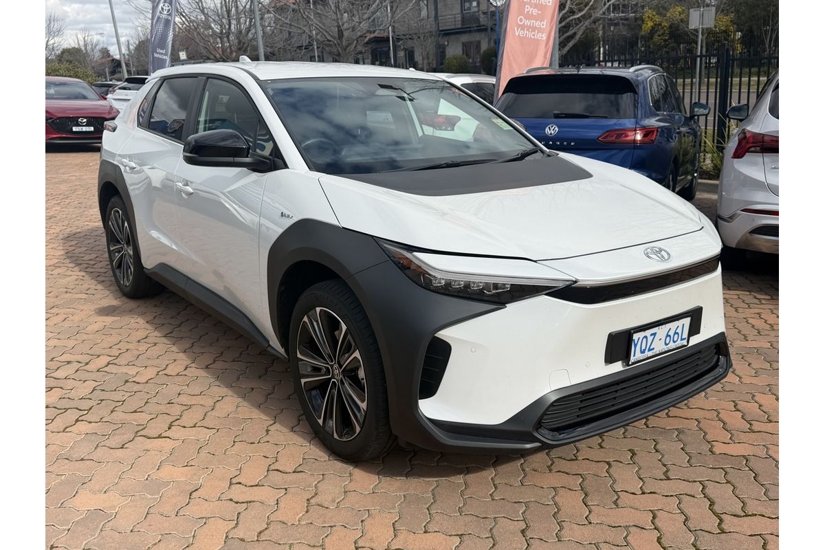 2024 Toyota bZ4X 2WD XEAM10R
