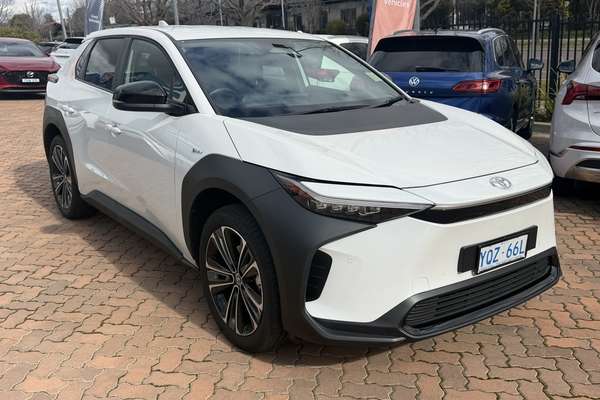 2024 Toyota bZ4X 2WD XEAM10R