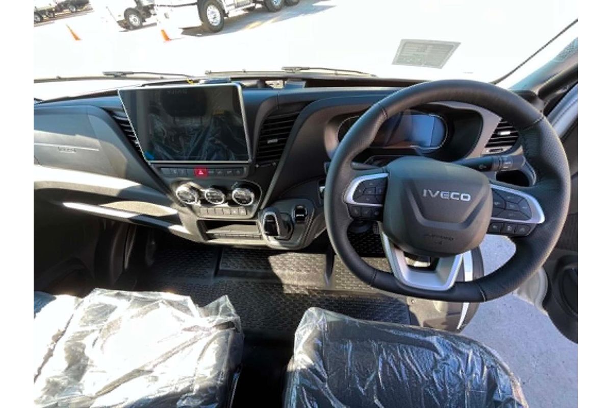 2025 IVECO Daily image 17