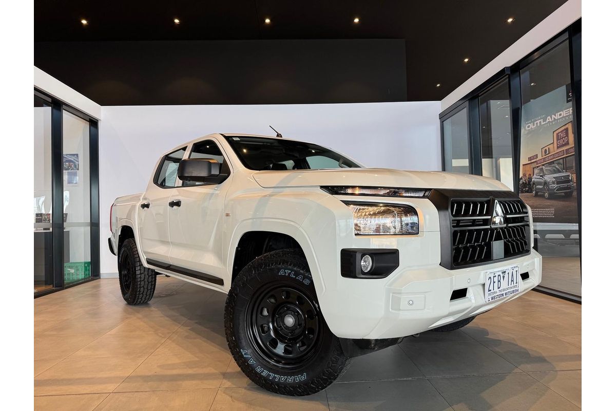 2024 Mitsubishi Triton GLX MV 4X4