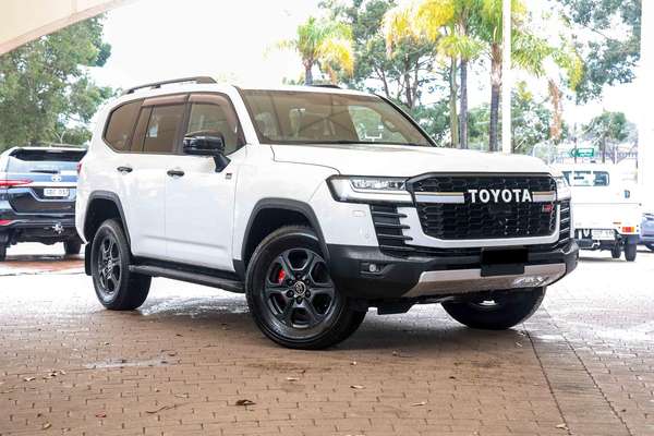 2022 Toyota Landcruiser GR Sport FJA300R