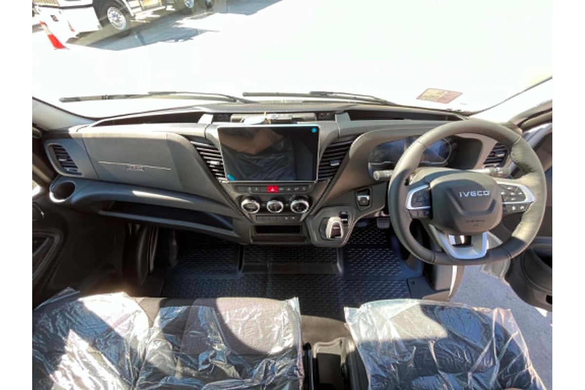 2025 IVECO Daily image 18
