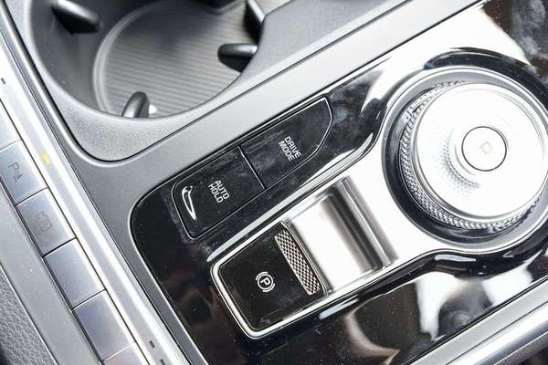 2026 Kia Carnival Sport+ HEV KA4 PE thumb-11