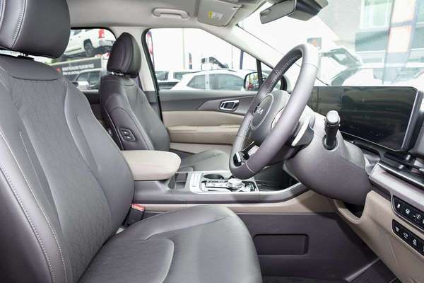 2026 Kia Carnival Sport+ HEV KA4 PE thumb-8