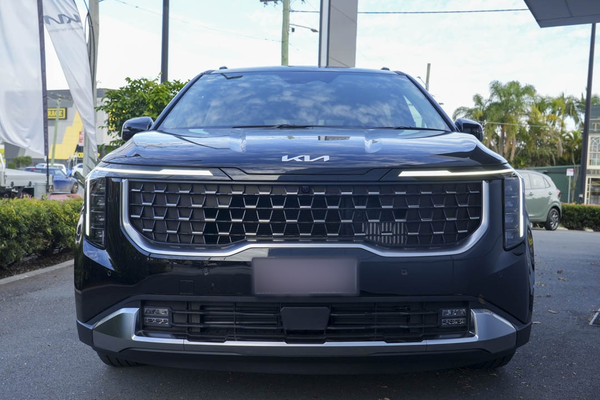 2026 Kia Carnival GT-Line KA4 PE thumb-2