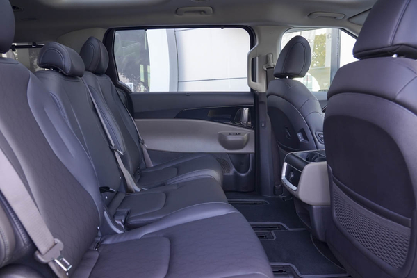 2026 Kia Carnival GT-Line KA4 PE thumb-6