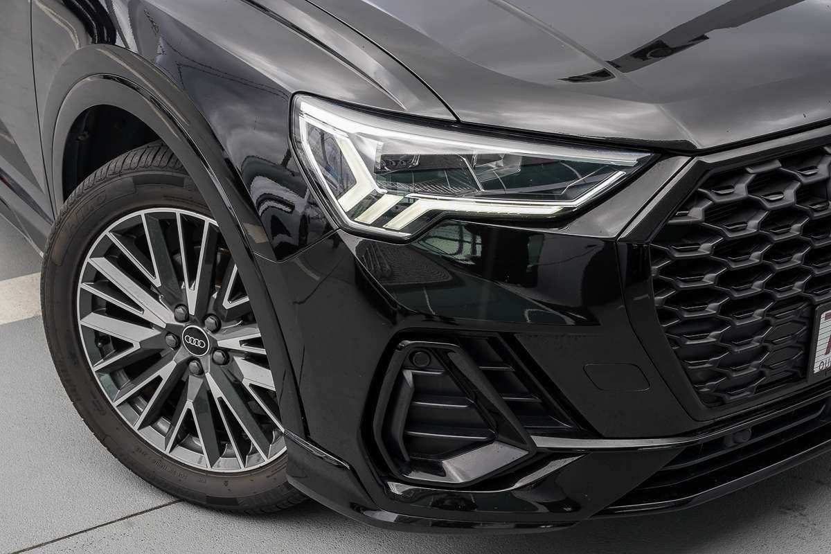 2022 Audi Q3 35 TFSI S line F3