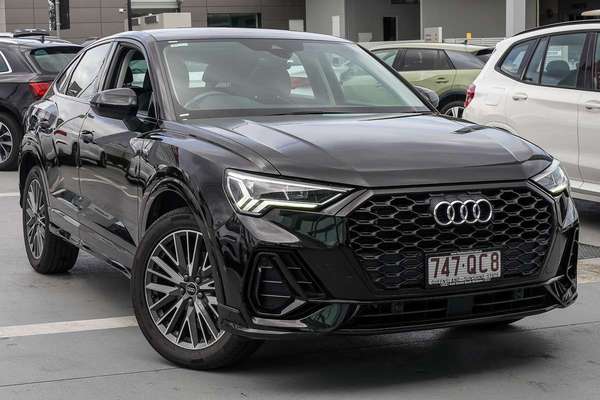 2022 Audi Q3 35 TFSI S line F3