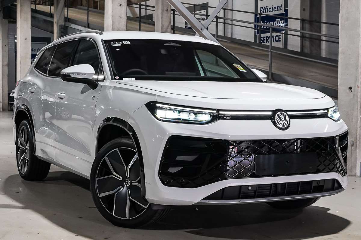 2025 Volkswagen Tayron 195TSI R-Line R4