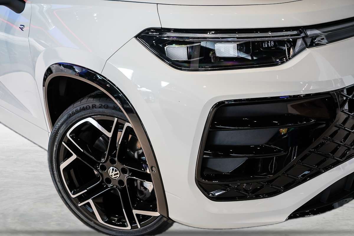 2025 Volkswagen Tayron 195TSI R-Line R4
