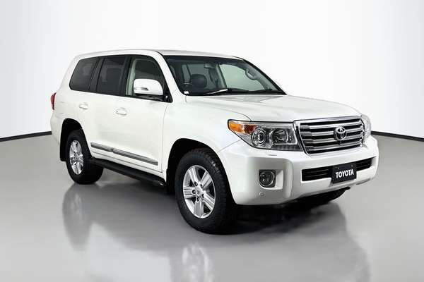2015 Toyota Landcruiser Sahara VDJ200R