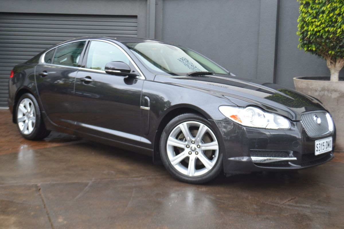 2011 Jaguar XF Premium Luxury X250