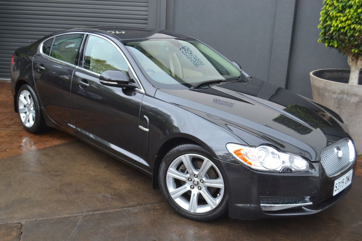 2011 Jaguar XF Premium Luxury X250