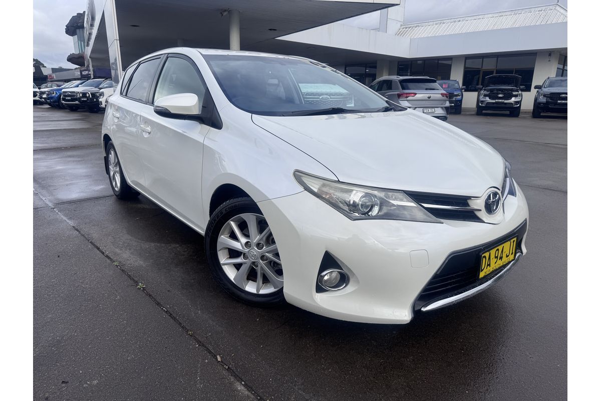 2013 Toyota Corolla Ascent Sport ZRE182R