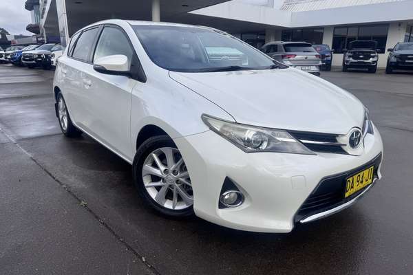 2013 Toyota Corolla Ascent Sport ZRE182R