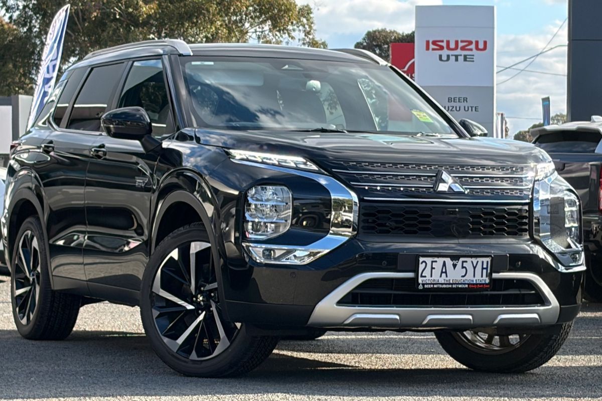 2025 Mitsubishi Outlander PHEV Aspire ZM