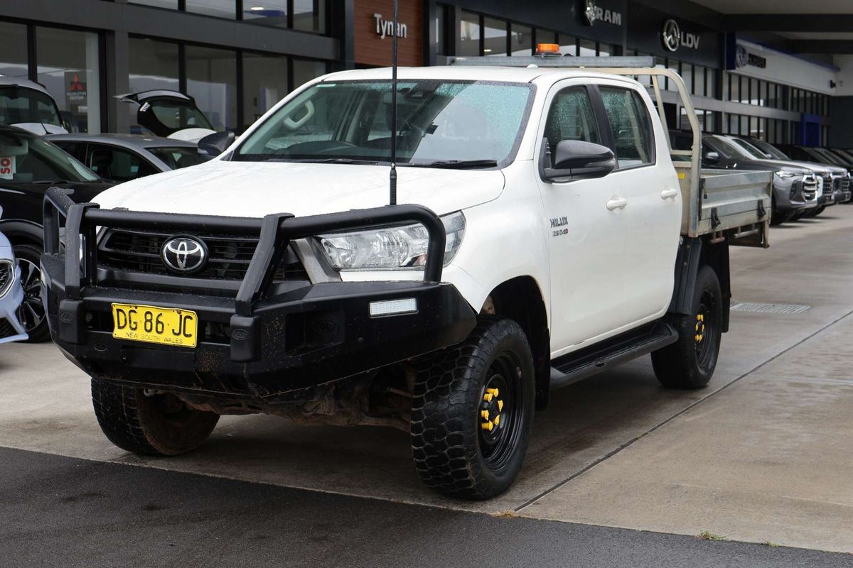 2022 Toyota Hilux SR GUN126R 4X4 image 2