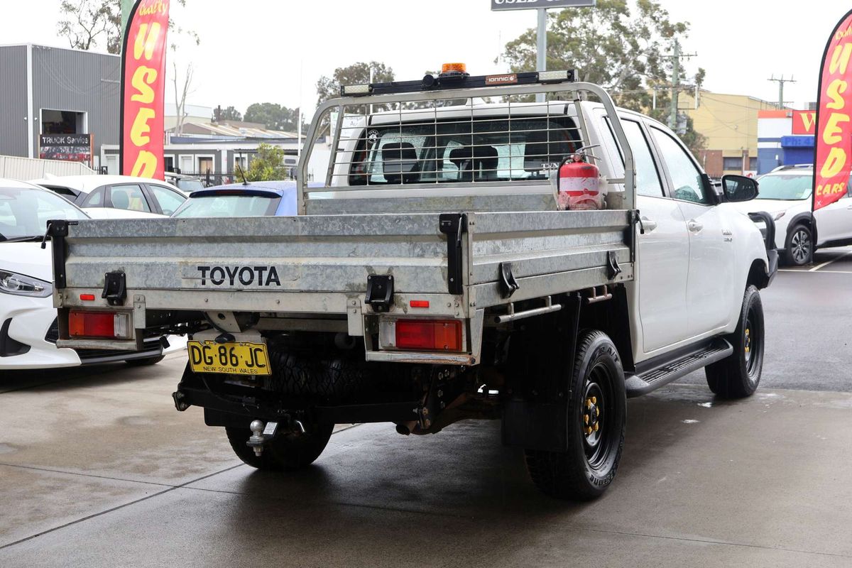 2022 Toyota Hilux SR GUN126R 4X4 image 10