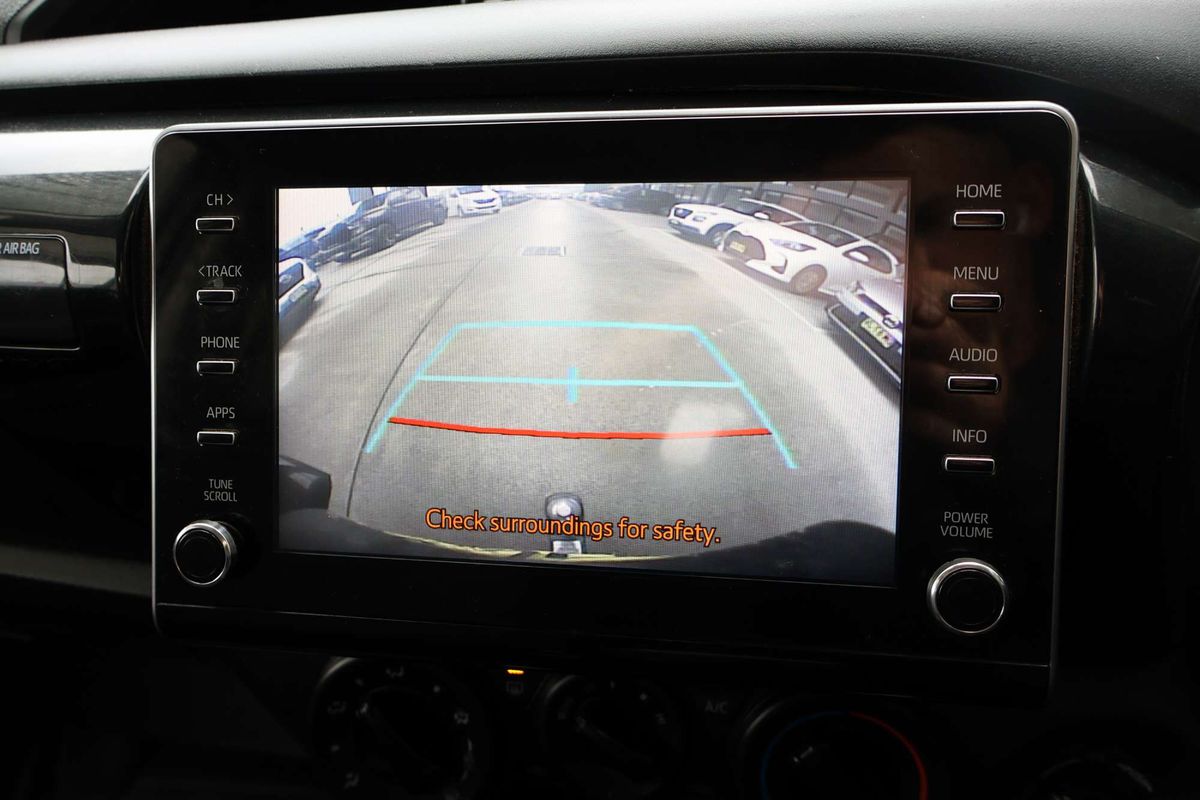 2022 Toyota Hilux SR GUN126R 4X4 image 17
