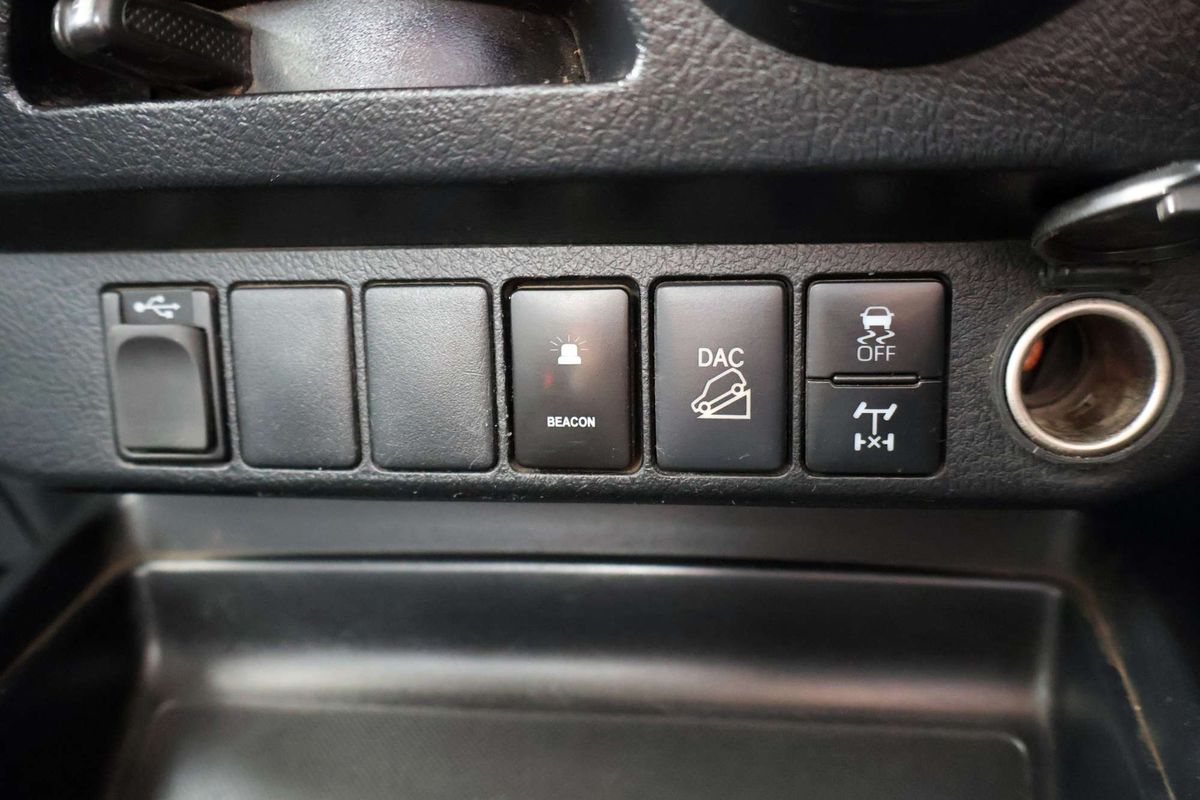 2022 Toyota Hilux SR GUN126R 4X4 image 23