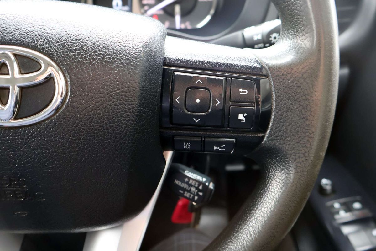 2022 Toyota Hilux SR GUN126R 4X4 image 25