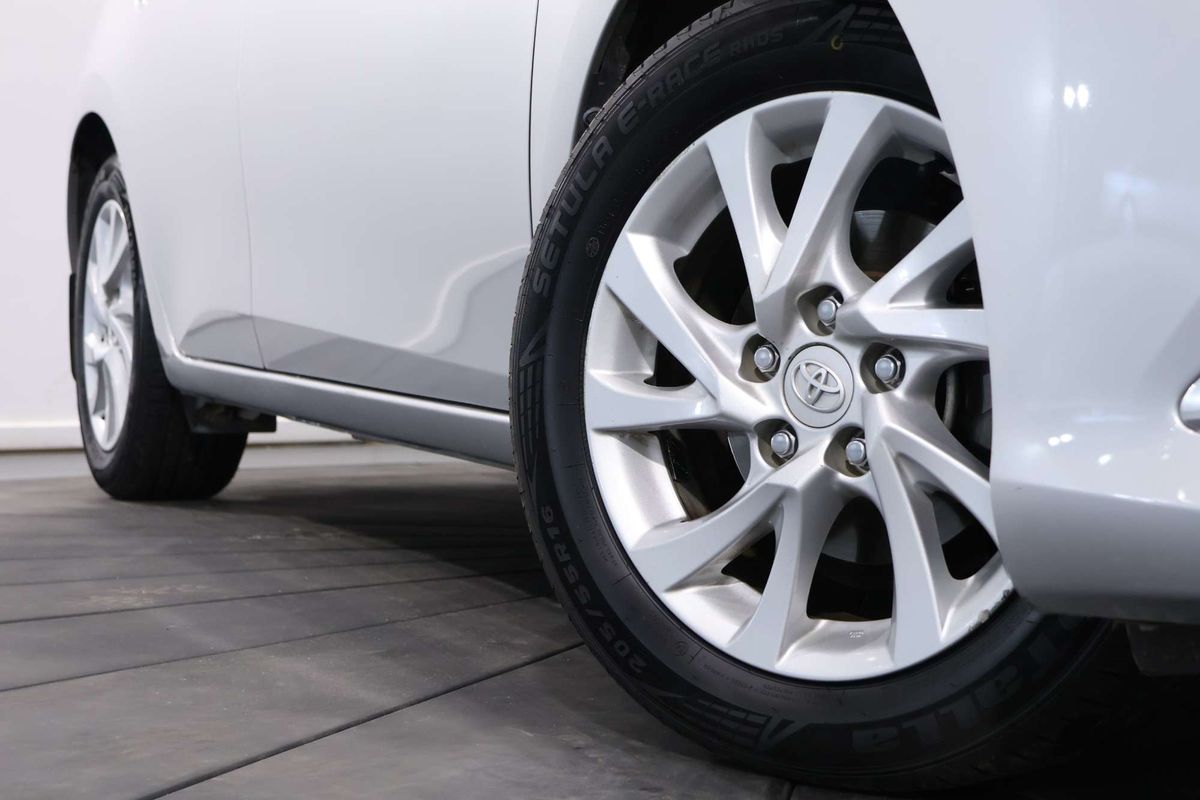 2018 Toyota Corolla Ascent Sport ZRE182R