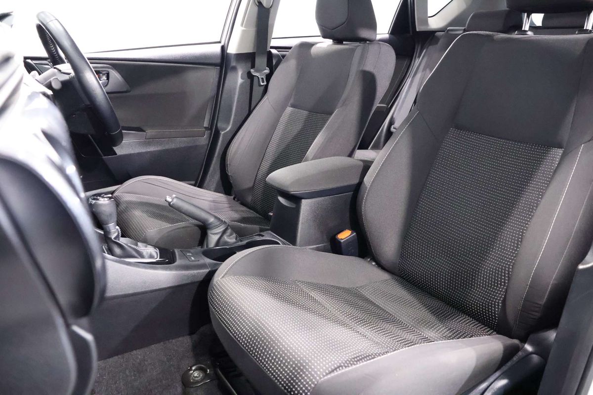 2018 Toyota Corolla Ascent Sport ZRE182R