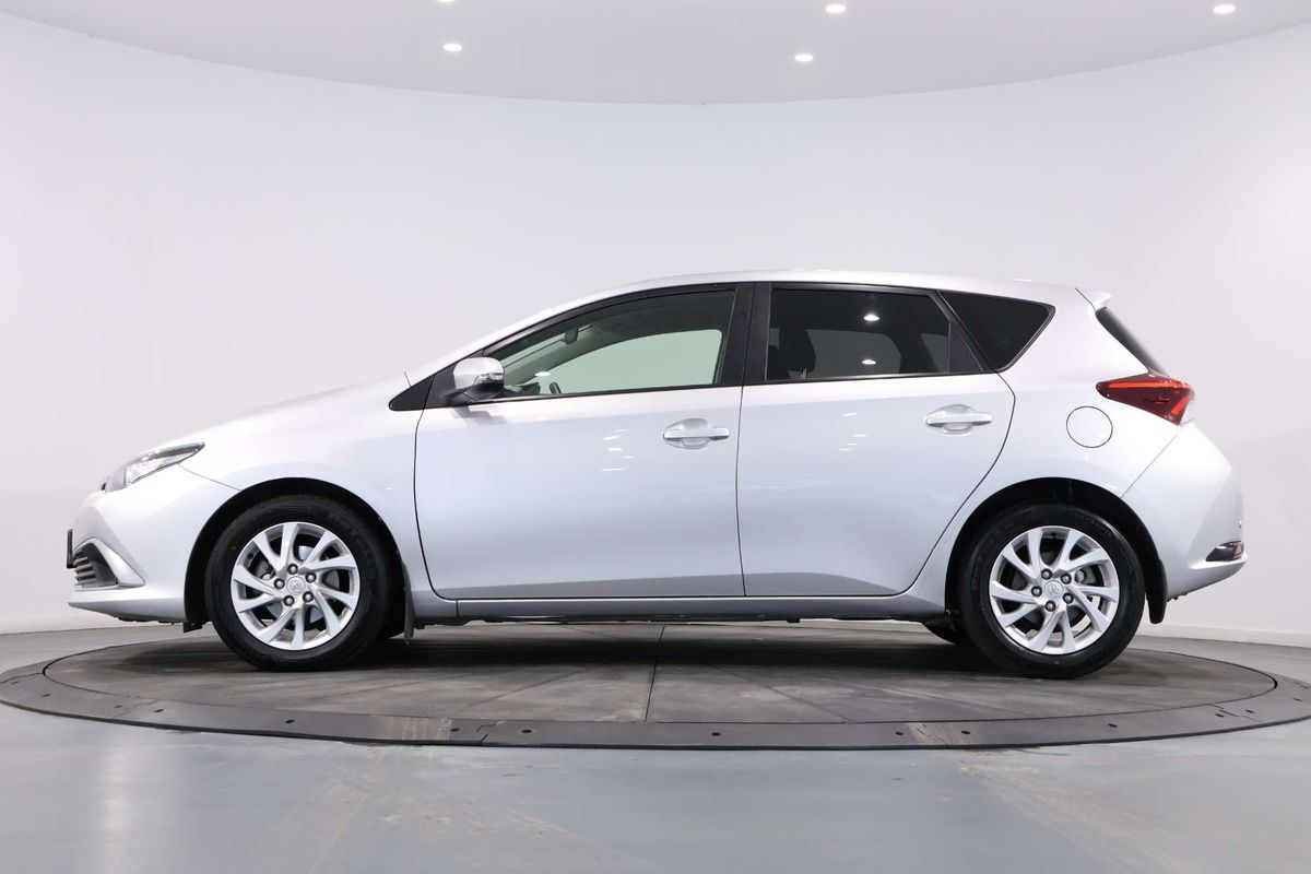 2018 Toyota Corolla Ascent Sport ZRE182R