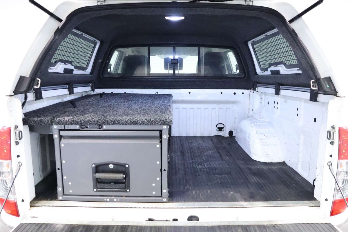 2022 Nissan Navara SL D23 Rear Wheel Drive