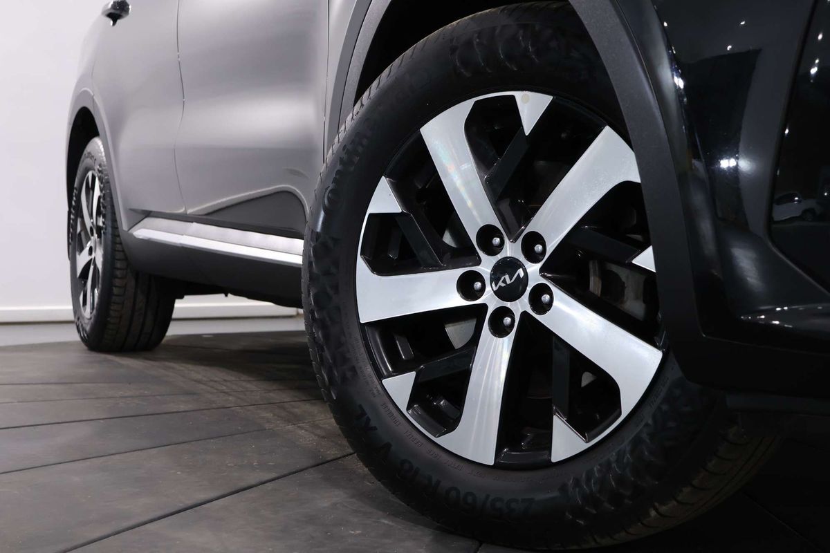 2022 Kia Sorento Sport MQ4