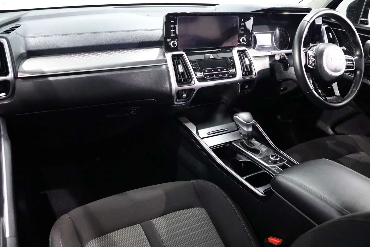 2022 Kia Sorento Sport MQ4