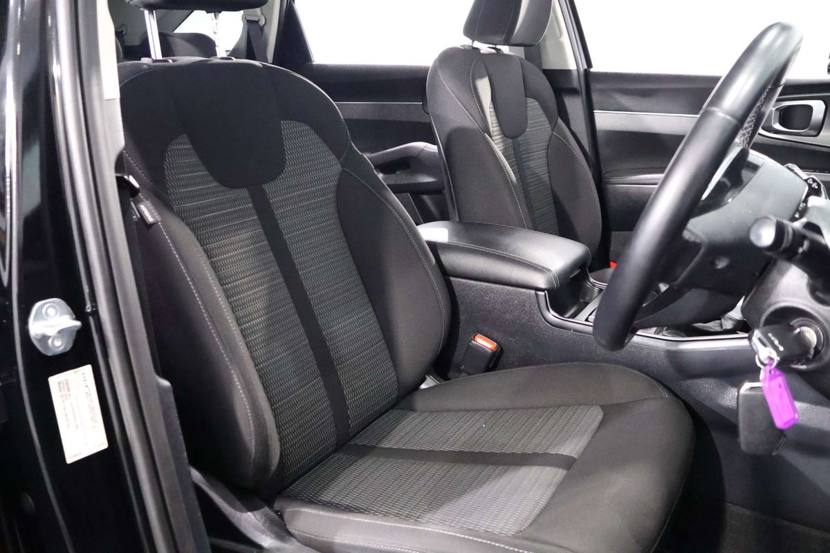 2022 Kia Sorento Sport MQ4