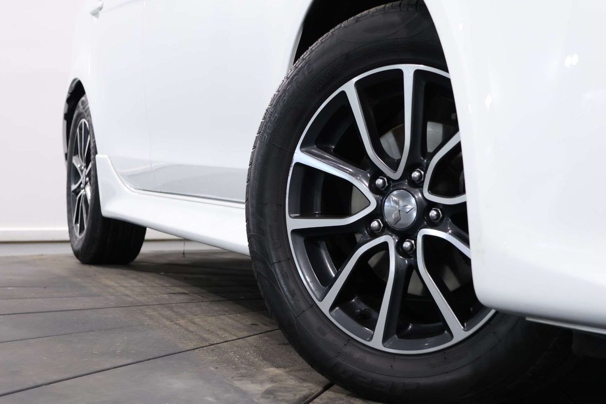 2016 Mitsubishi Lancer ES Sport CF
