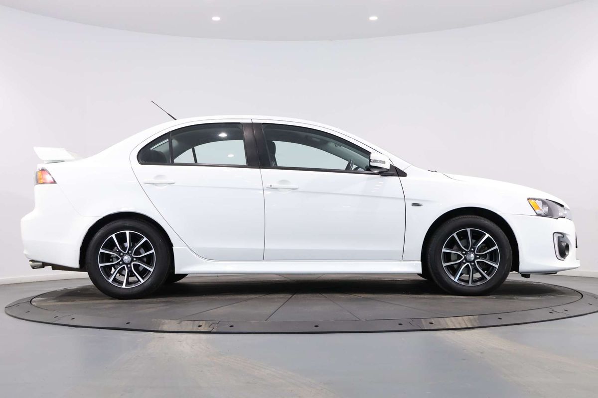 2016 Mitsubishi Lancer ES Sport CF
