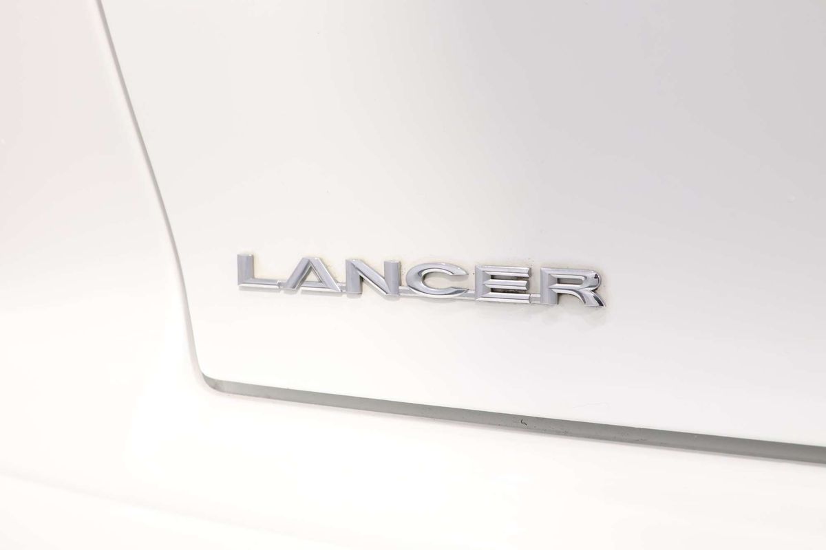 2016 Mitsubishi Lancer ES Sport CF