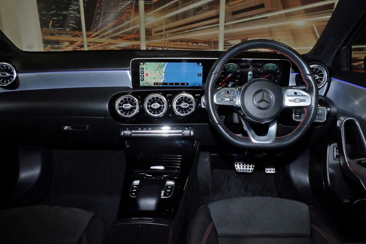 2019 Mercedes-Benz A-Class A200 V177 image 8
