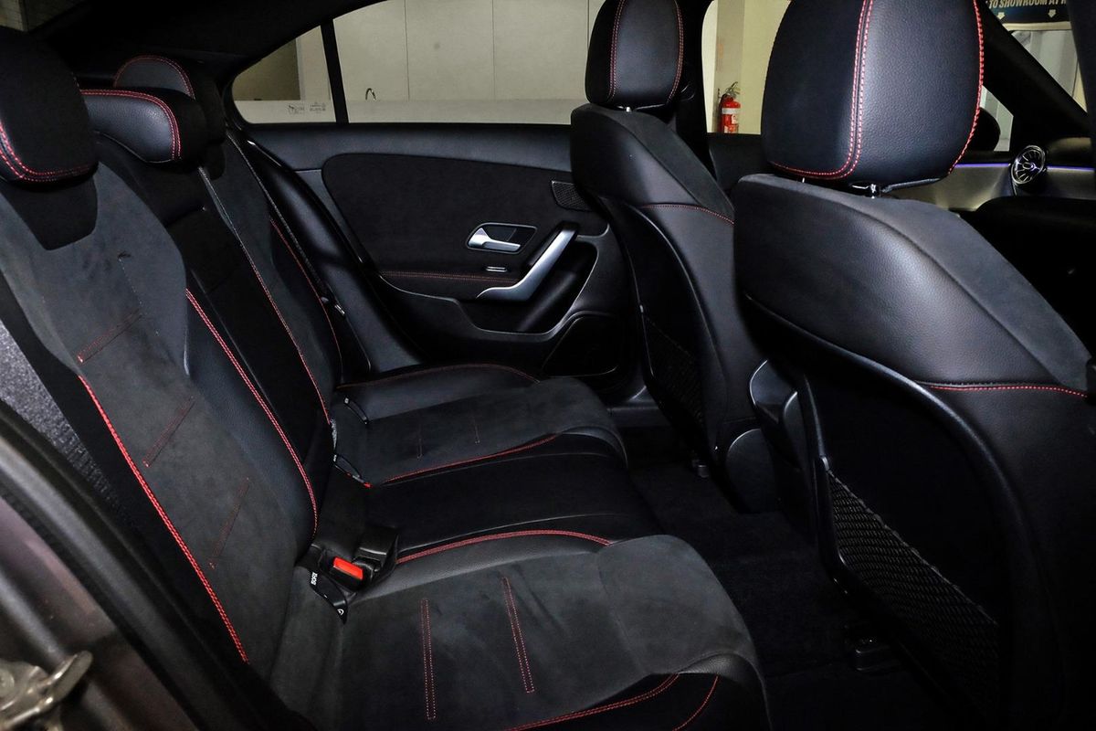 2019 Mercedes-Benz A-Class A200 V177 image 10