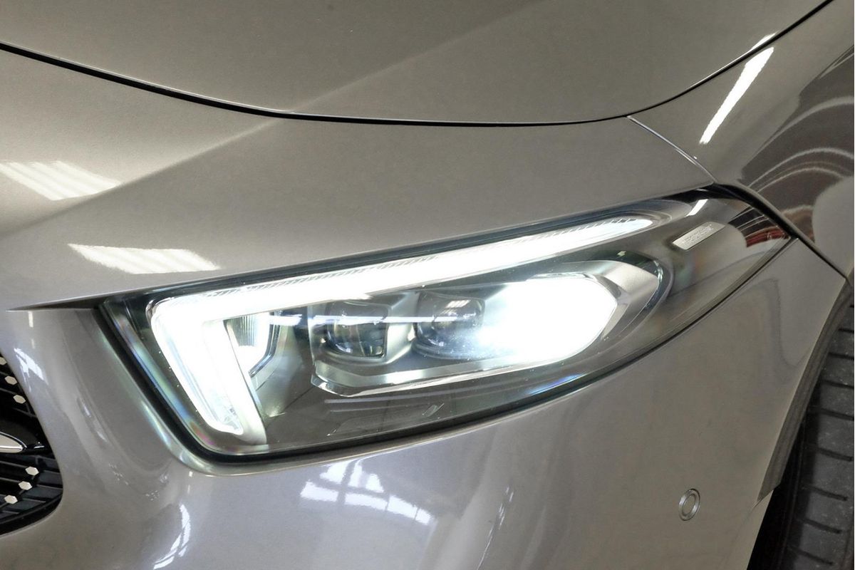 2019 Mercedes-Benz A-Class A200 V177 image 18
