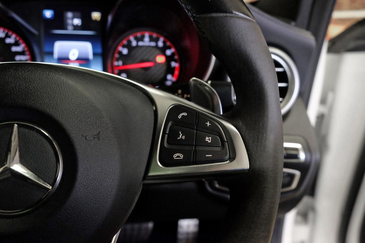 2016 Mercedes-Benz C-Class C63 AMG S W205 image 16