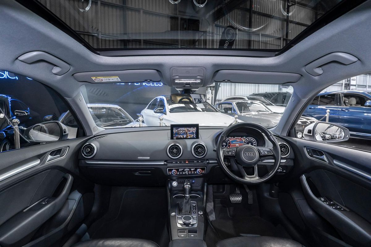 2020 Audi A3 35 TFSI S line plus 8V