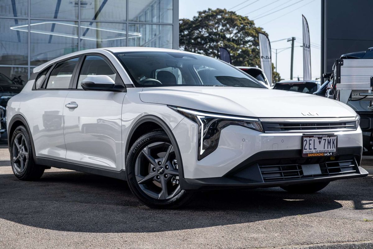 2025 Kia K4 S CL4m