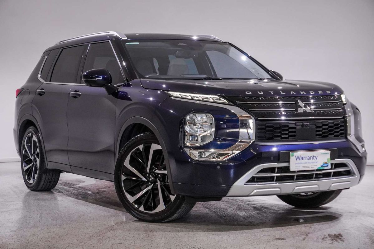 2022 Mitsubishi Outlander Exceed ZM