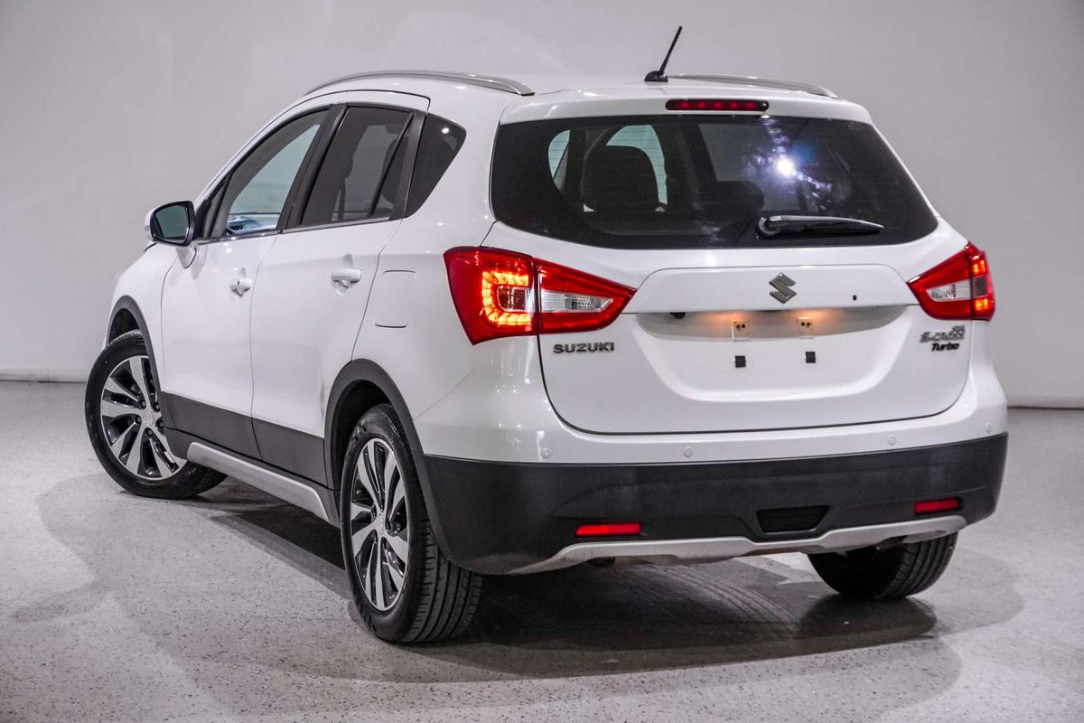 2017 Suzuki S-Cross Turbo Prestige JY