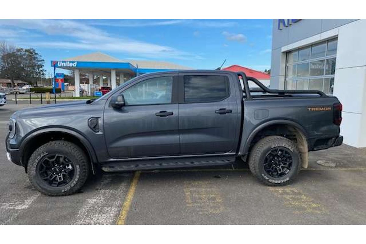 2026 Ford Ranger Tremor 4X4 3.0L image 4