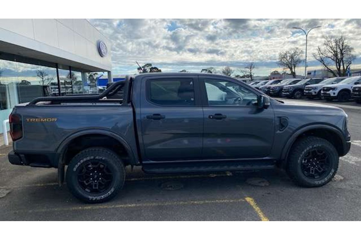 2026 Ford Ranger Tremor 4X4 3.0L image 8