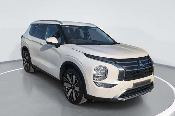 2025 Mitsubishi Outlander Aspire ZM