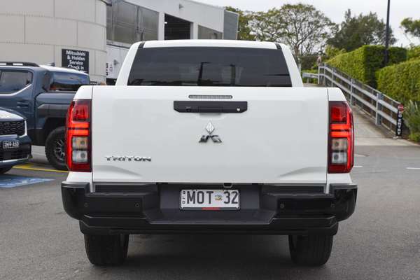 2026 Mitsubishi Triton GLS MV 4X4 thumb-6